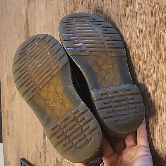 Dr Martens - Picture 5 of 6